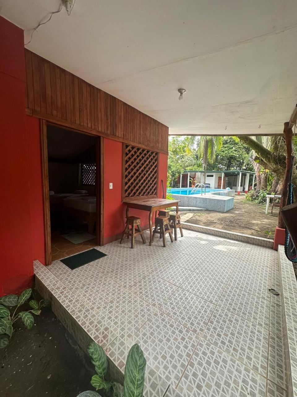 Hotel Don Quichotte Tortuguero Eksteriør billede